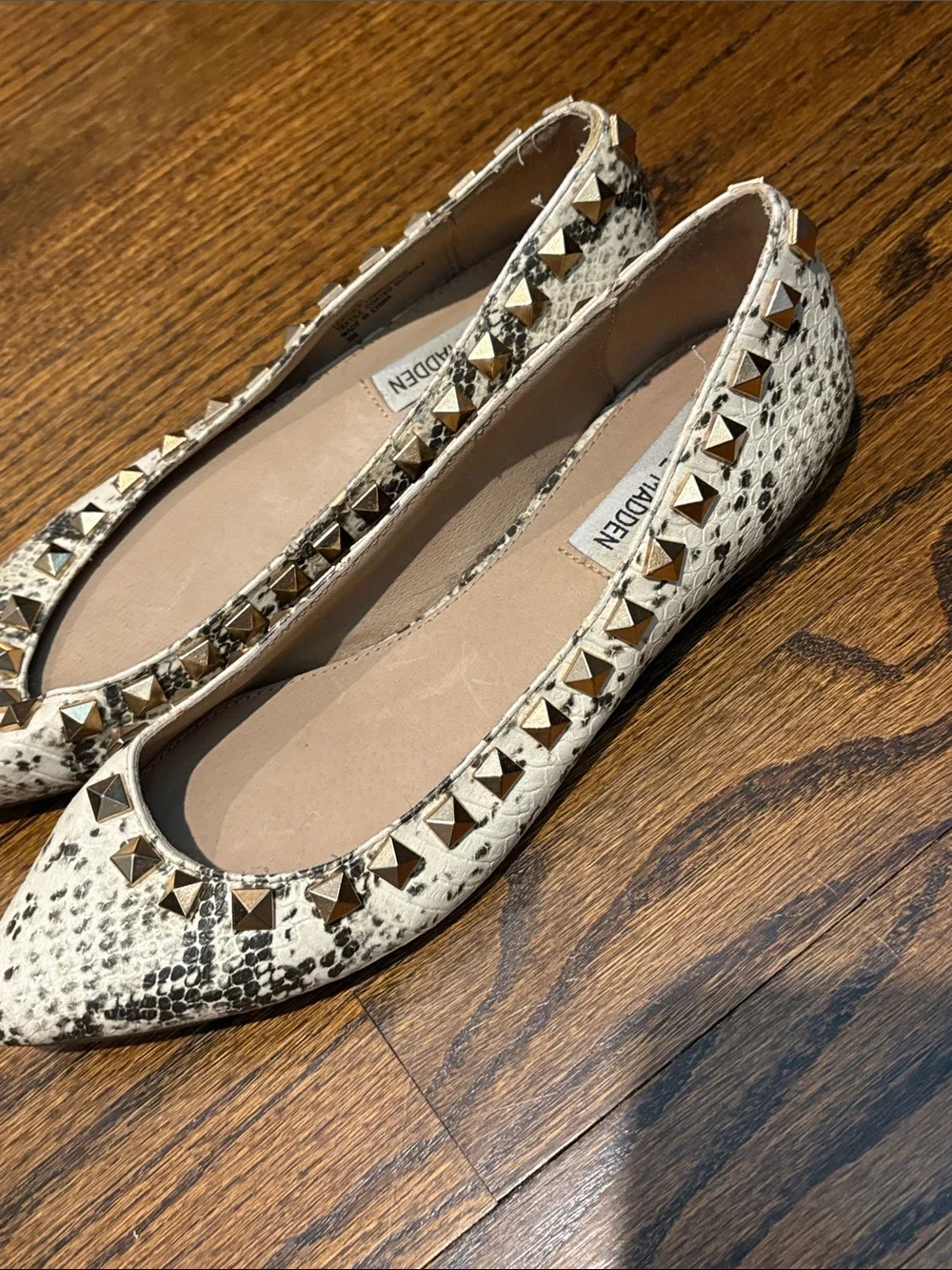 Steve Madden Cream Snake-Print Pointed-Toe Flats with Gold Studs